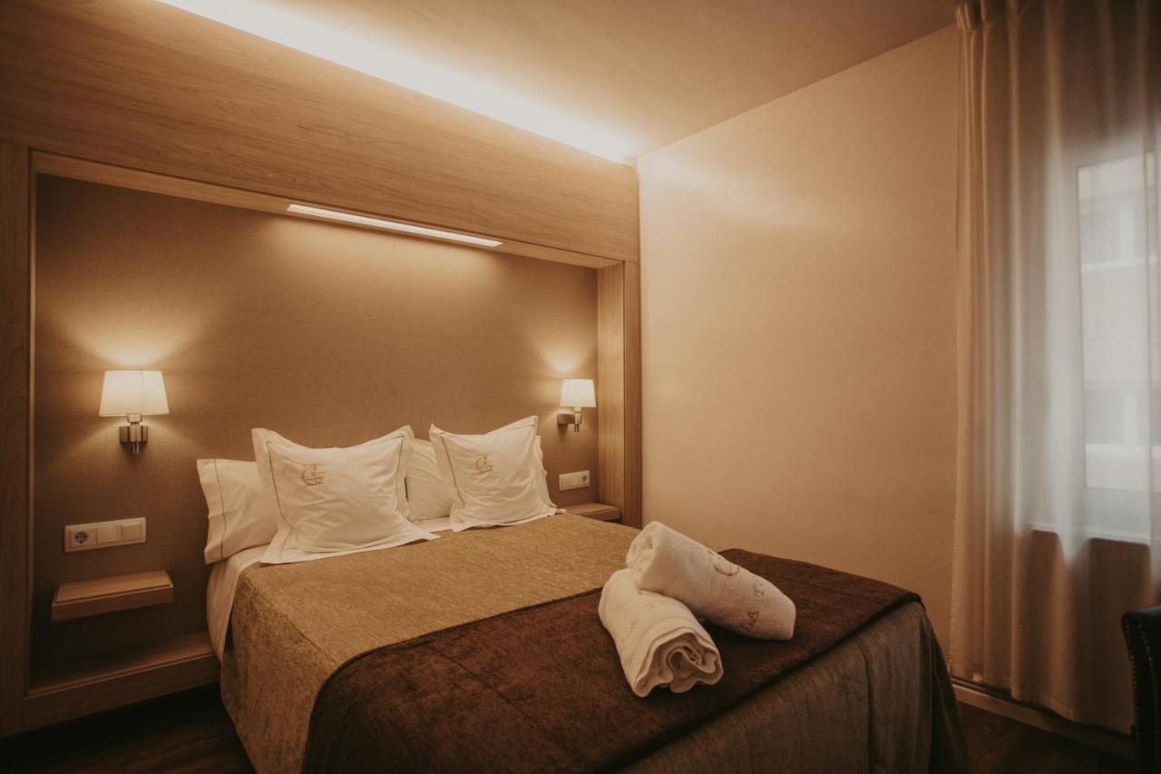 La Trobada Hotel Boutique 里波尔 外观 照片