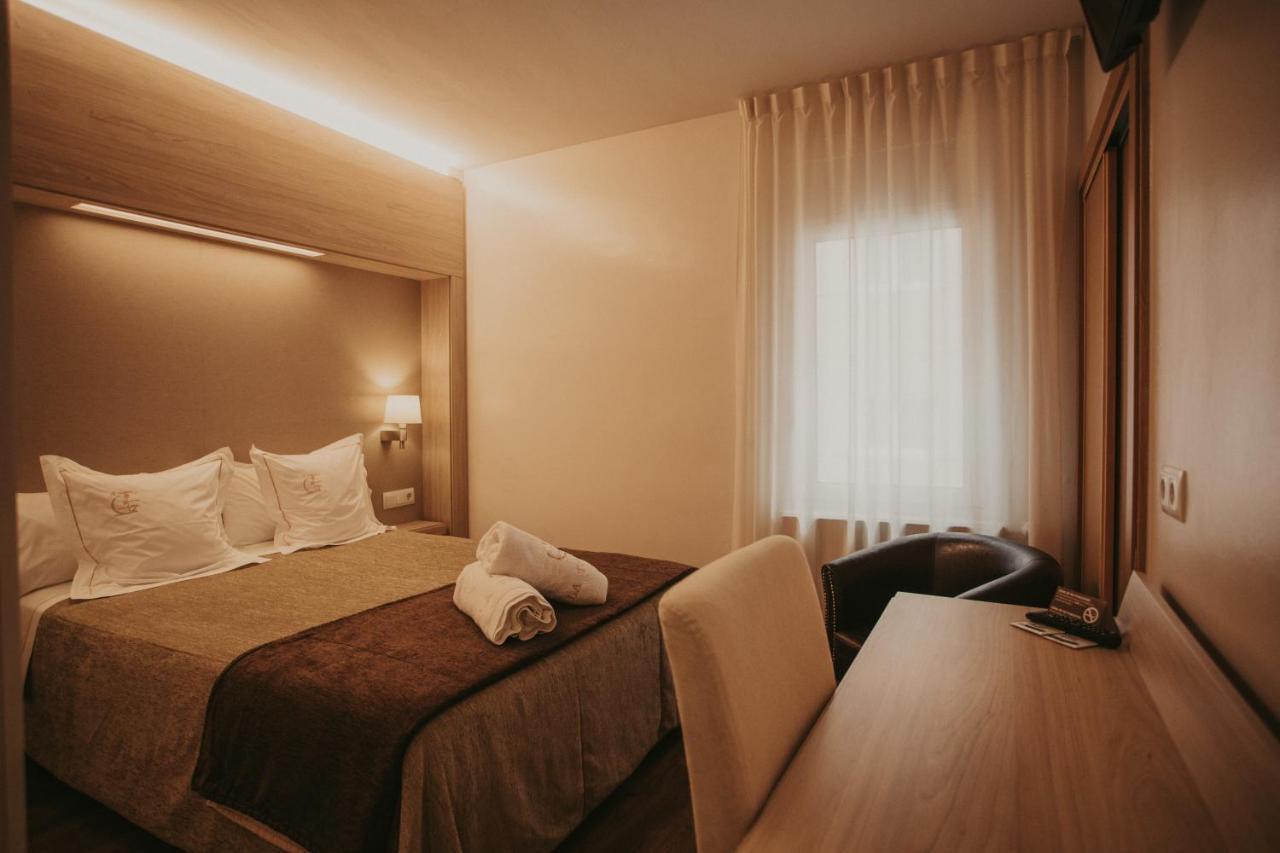 La Trobada Hotel Boutique 里波尔 外观 照片